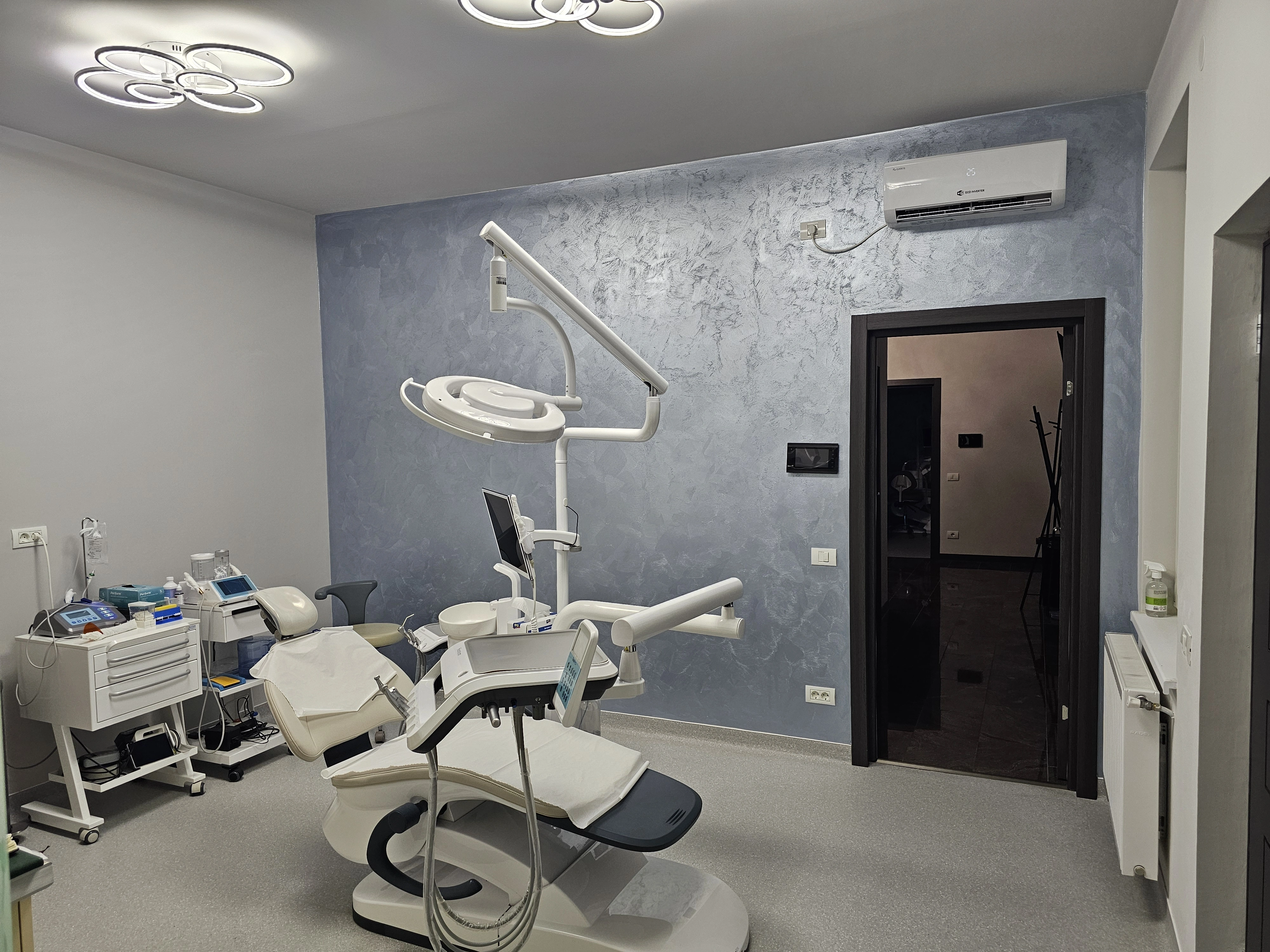 Microscop endodontic CadTech Dental Sector 1